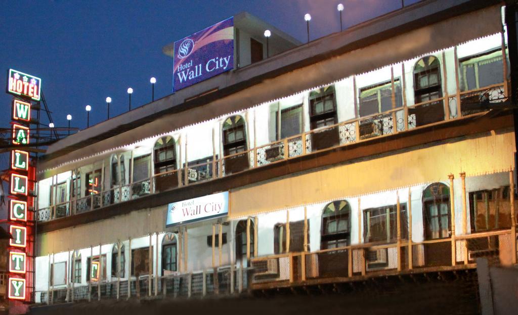 Hotel Wall City New Delhi Luaran gambar