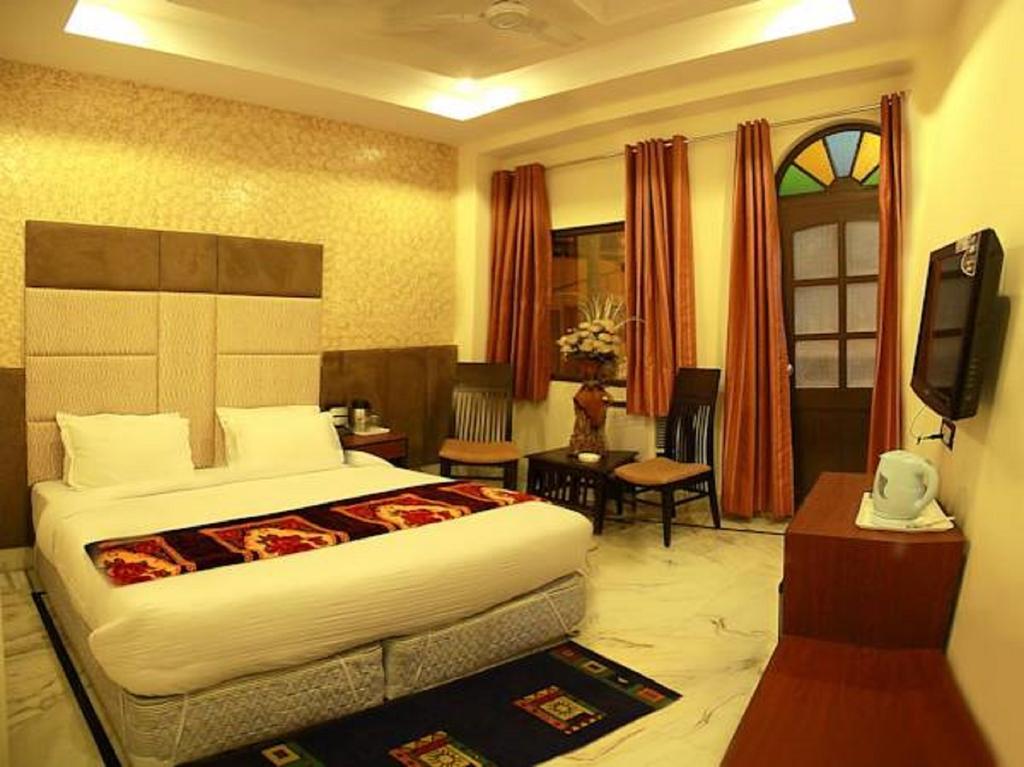 Hotel Wall City New Delhi Bilik gambar
